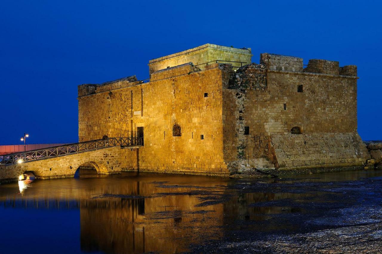 Nomasuites - Sea Studio Pafos Zewnętrze zdjęcie